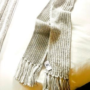 Beautiful Michael Kors chunky knit scarf